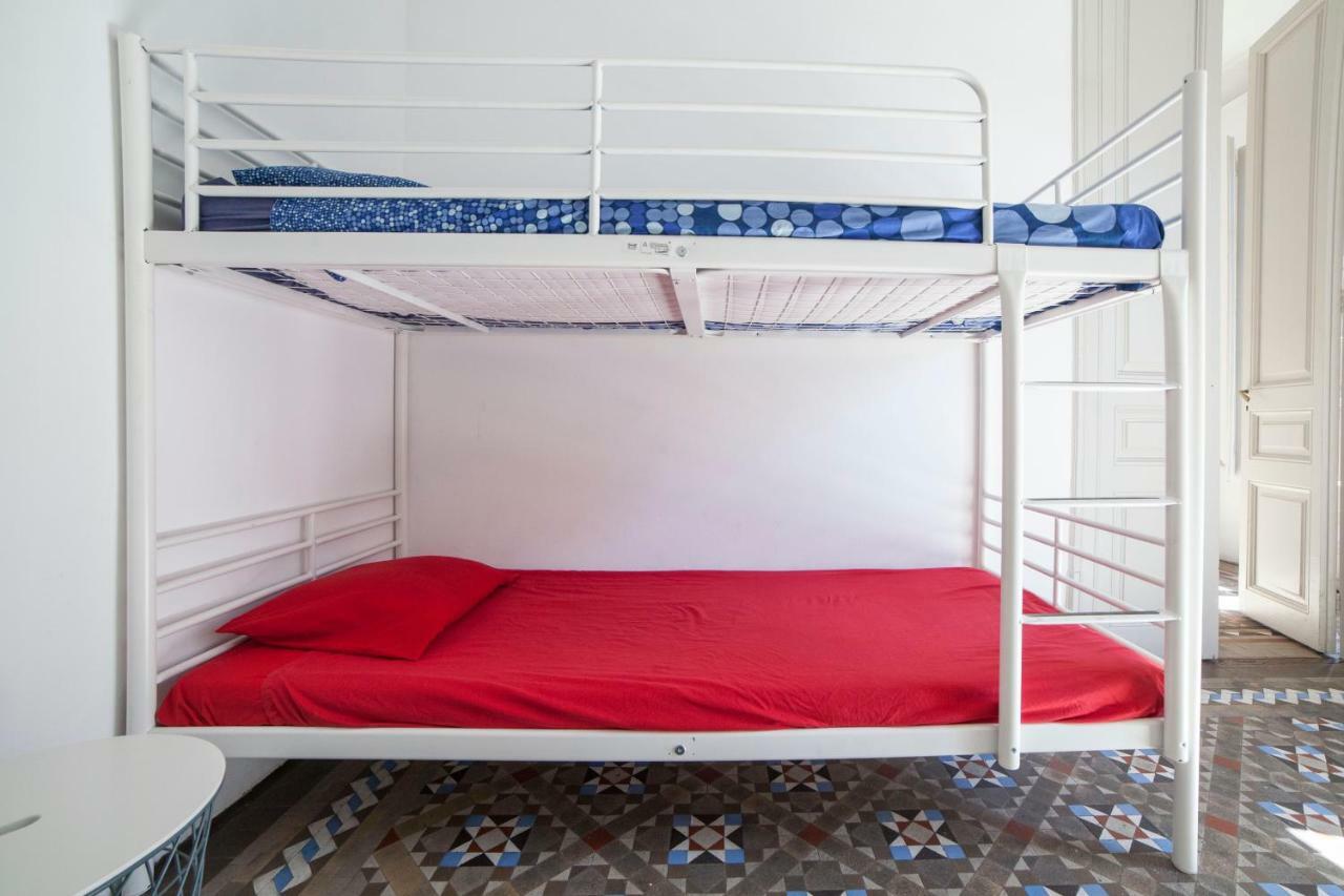 B21-Apartamento Modernista Para Grupos Барселона Екстер'єр фото